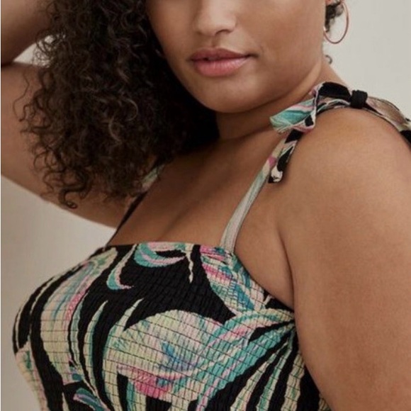 Torrid Rayon Smocked Tiered Maxi Dress Size 1 - Picture 2 of 9